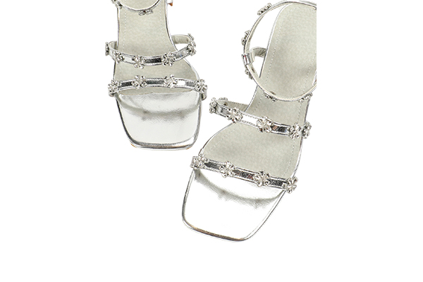 Women's Summer Silver Flower Decoration Open Toe Square Head High Heel Sandals Fashion Style